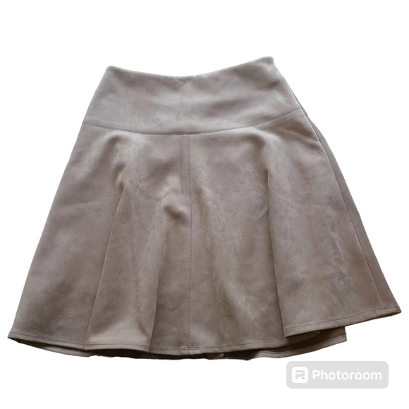 Calvin Klein Dresses & Skirts - Calvin Klein Faux Suede lined Aline Skirt with Side ZipperTan Taupe Beige